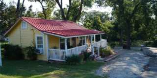 402 East College Street Gallery 1