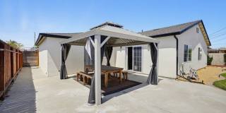 6102 Glacier Gallery 24
