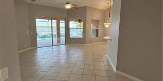 2210 Grove Dr Gallery 33