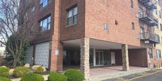 275 Hoym Street 3G Gallery 1