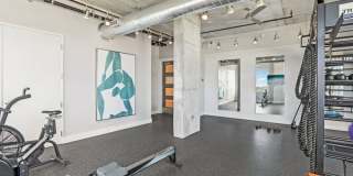 Vantage St Pete Gallery 25