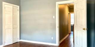 4415 BROWN Street Gallery 12