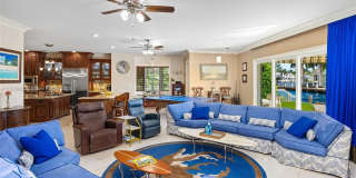 70 Bay Colony Ln Gallery 18