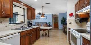 160 SE Duxbury Avenue Gallery 11