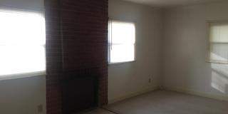 Too bad one bath single-family home on corner lot Gallery 4