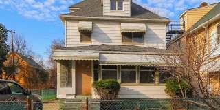 Comfortable & Convenient Cleveland Living Comfortable & Convenient Cleveland Living Gallery 1