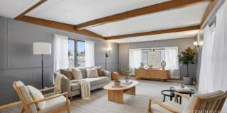 8429 W Irving Ln Gallery 1