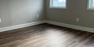 912 BARNABY Street SE Gallery 29