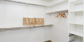 The Residences on Jamboree Gallery 12