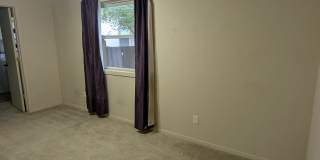 425 SE McKiknley Avenue, #1 & #2 - 1 Gallery 46