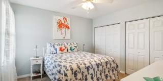 Beautiful furnished & turnkey ready  2/2 unit available now for an annual lease Gallery 24