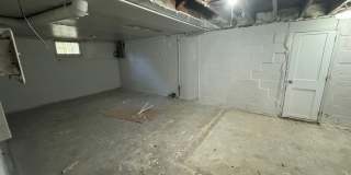 5 Bedroom Rental in Moline Gallery 22