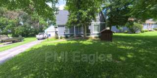 504 Willow Lane Gallery 1