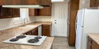 3 Bedroom Home for Rent in Paradise CA | Fireplace, LVP Flooring, Yard & Garage Gallery 5