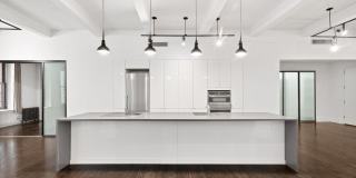 165 WILLIAM Street Gallery 4