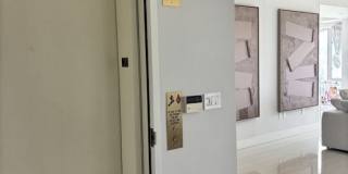 10727 Wilshire Blvd Gallery 3