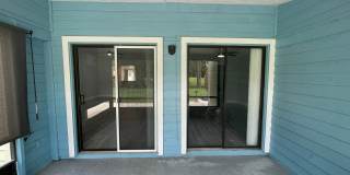 3 Bedroom 2.5 Bathroom Townhome located in Pelican Bay Gallery 57