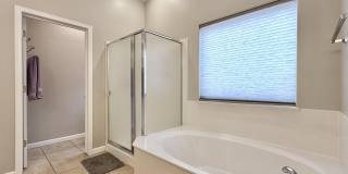 6622 E Farmstead Road Gallery 28
