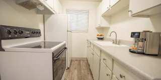 1121 East 500 South Gallery 16