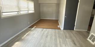 352 Shepley Dr Gallery 1