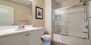 13021 Central Avenue Gallery 18