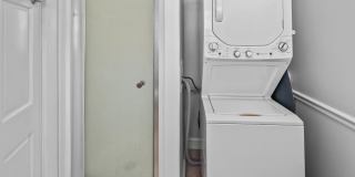 Monthly Rental — Stylish First-Floor Condo by Daffin Park with All-Inclusive Utilities Gallery 21