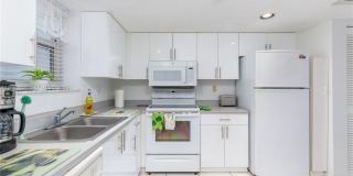 17801 N Bay Rd Gallery 11