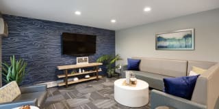 Willow Pond Gallery 12