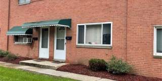 2 Bedroom Townhome - Bedford Gallery 1