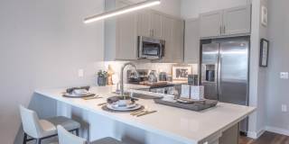 The Grand at Hill Street Gallery 21