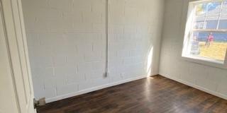 Freshly Updated 2BR/1BA Apartment-Affordable Gallery 4