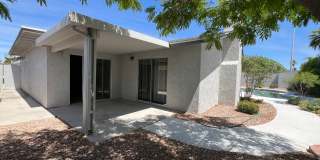 Spacious Single-Story 6-bed 3-bath Oasis with Private Pool and Spa in Spring Valley Gallery 26