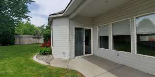 Beautiful South Richland 3-Bedroom Rambler with Open Floor Plan & Spacious Primary Suite! Gallery 1
