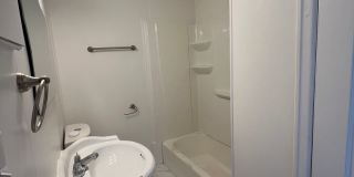1 Bedroom w/ Den in Federal Hill Gallery 6