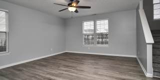 4BDRM, 3.5BA w/Fenced Yard in Sedona Woods! $2900/mo Gallery 20