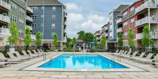 Hudson Square Gallery 14