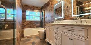 21028 NE 34th Ct Gallery 29