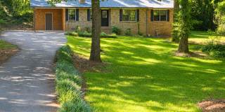 Available Now! Charming Watkinsville Home with Large Sunroom & Fenced Yard Gallery 1
