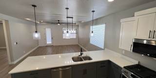 2213 W 320 S Gallery 4