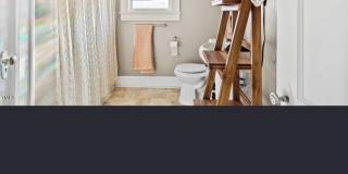 121 Hamilton Street Gallery 11