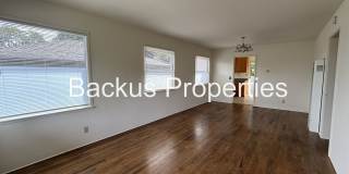 Wonderful two-bedroom home in established neighborhood Gallery 4