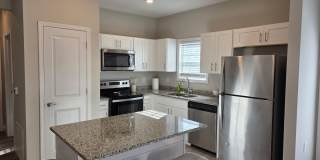 2 Bed 2 Bath Gallery 28