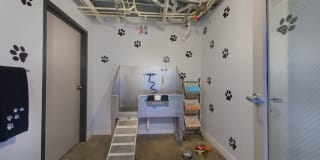 The Metropolitan Gallery 9