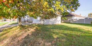 3 bedroom 3 bathroom Single Family Home Gallery 45