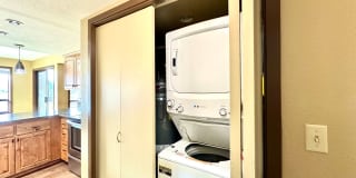 2bd/2ba Kirkland Condo Gallery 14