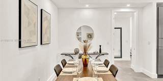 2100 Miami Rd Gallery 31