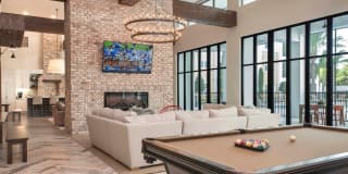 Drake at Midtown Gallery 13