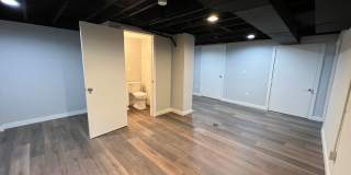 4 Bedroom with a Huge Fenced Back Yard! Gallery 21