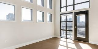 514 W 10th Street Gallery 1