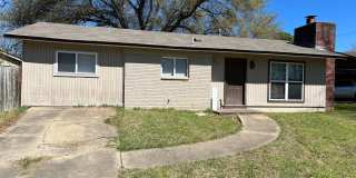2 Bed 1.5 Bath House with extra room that could be used as a extra Bed Room. Yard Care Included. Gas Heat. Gallery 1